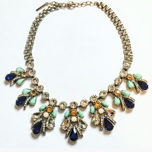 Statement necklace